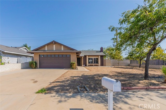 Detail Gallery Image 1 of 1 For 24521 Morning Glory St, Moreno Valley,  CA 92553 - 2 Beds | 2 Baths