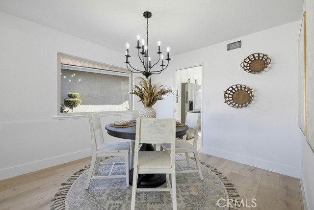 Detail Gallery Image 10 of 48 For 2228 E Nyon Ave, Anaheim,  CA 92806 - 5 Beds | 2/1 Baths