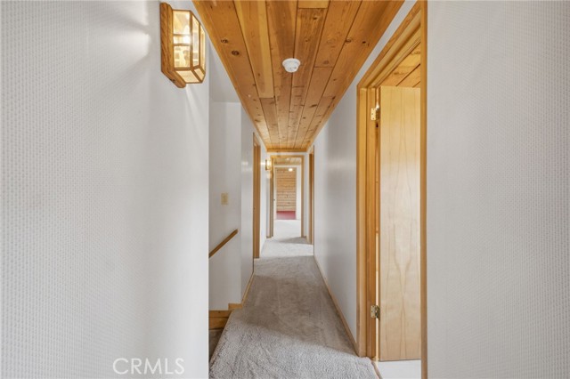 Detail Gallery Image 17 of 36 For 33052 Donner, Running Springs,  CA 92382 - 4 Beds | 2 Baths