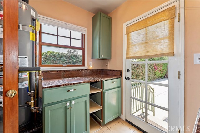 2042 E Crary Street, Pasadena CA: https://media.crmls.org/medias/f7dc5753-fe5e-4bb1-b830-e792b6ee0dd2.jpg