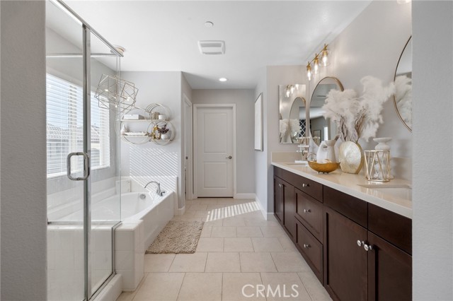 7059 Bergamot Avenue, Moorpark CA: https://media.crmls.org/medias/f7dd533c-5db2-4567-ba58-5a5222974ad9.jpg