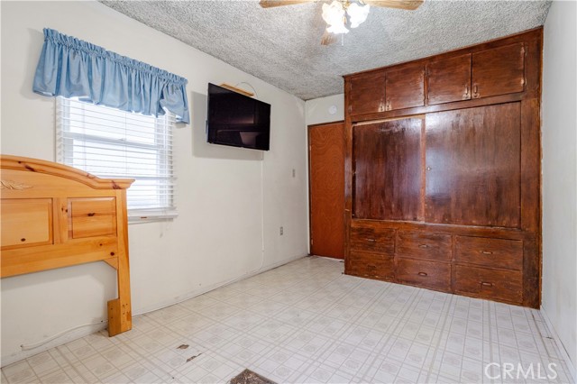 20934 Vose Street, Canoga Park CA: https://media.crmls.org/medias/f7ddae93-f230-4f97-b1a8-e5900e5f49d1.jpg