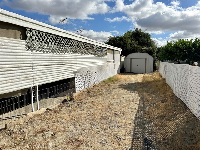 Detail Gallery Image 13 of 21 For 43715 Payne Ave, Hemet,  CA 92544 - 2 Beds | 2 Baths