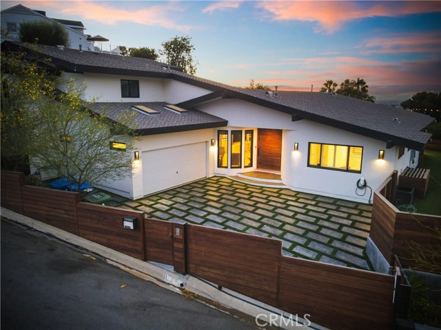 Detail Gallery Image 21 of 24 For 11308 Dona Teresa Dr, Studio City,  CA 91604 - 6 Beds | 4 Baths