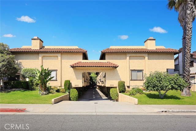 828 N Garfield Avenue, Alhambra CA: https://media.crmls.org/medias/f7ddf06f-51f6-45a5-87b1-ea869e5867c8.jpg
