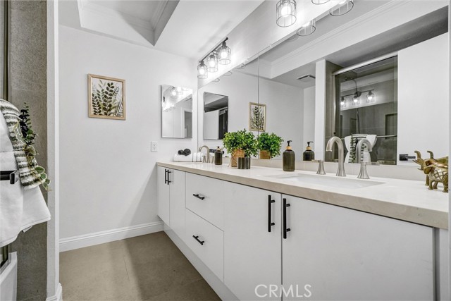 Detail Gallery Image 17 of 35 For 17762 Mountain View Cir, Villa Park,  CA 92861 - 5 Beds | 4/1 Baths