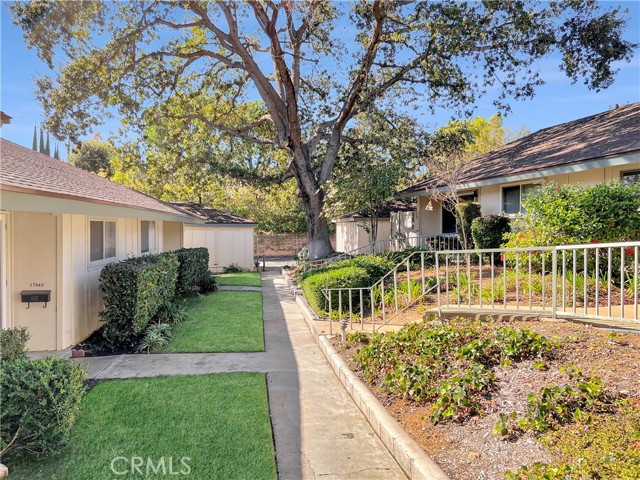 Detail Gallery Image 7 of 24 For 17851 Linda Dr #11,  Yorba Linda,  CA 92886 - 2 Beds | 2 Baths