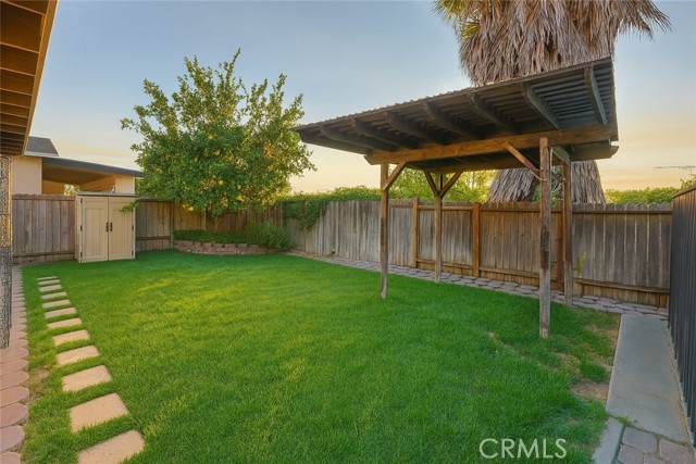 24961 Express Drive, Laguna Hills CA: https://media.crmls.org/medias/f7deb63b-ec21-4880-af12-a882fbfdad53.jpg