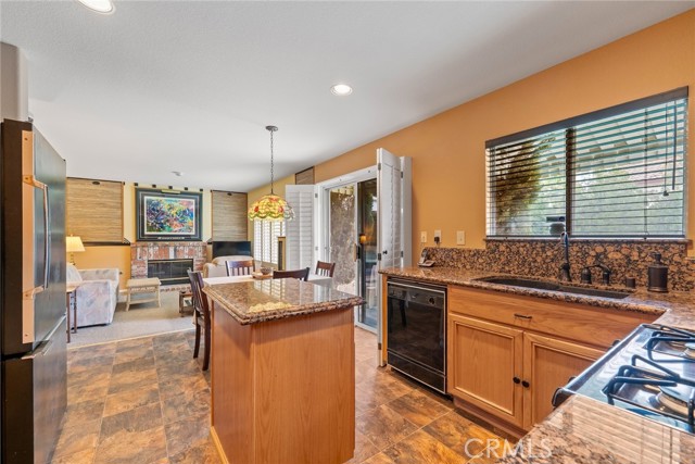 Detail Gallery Image 27 of 48 For 15655 Prestancia Ct, Moreno Valley,  CA 92555 - 3 Beds | 2/1 Baths
