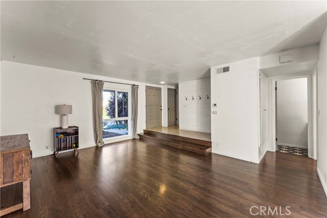 Detail Gallery Image 7 of 27 For 17641 Los Jardines, Fountain Valley,  CA 92708 - 3 Beds | 1/1 Baths