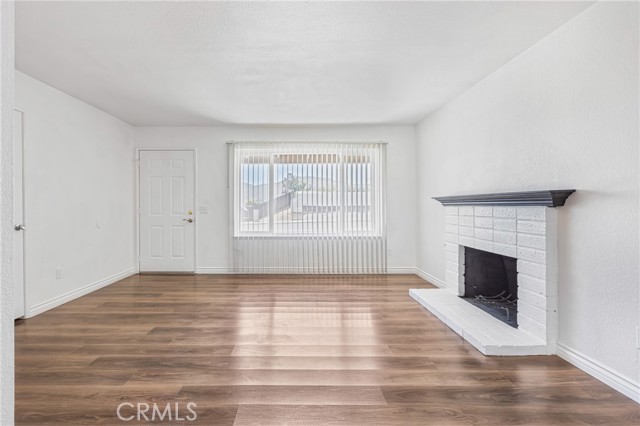 11050 Davis Street, Moreno Valley CA: https://media.crmls.org/medias/f7dfdc15-0365-437a-9558-4498071ff73f.jpg