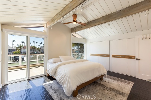 2823 Seahorse Avenue, Ventura CA: https://media.crmls.org/medias/f7e08140-40a1-4a0d-9709-f497f984b1b0.jpg