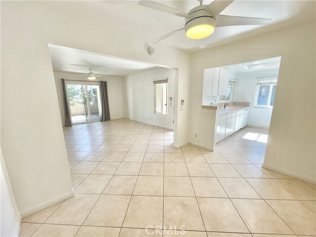 Detail Gallery Image 3 of 13 For 134 Clearbrook, Irvine,  CA 92614 - 2 Beds | 2 Baths