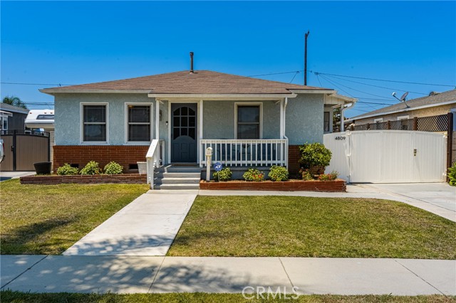 Detail Gallery Image 1 of 33 For 4809 Falcon Ave, Long Beach,  CA 90807 - 3 Beds | 2 Baths