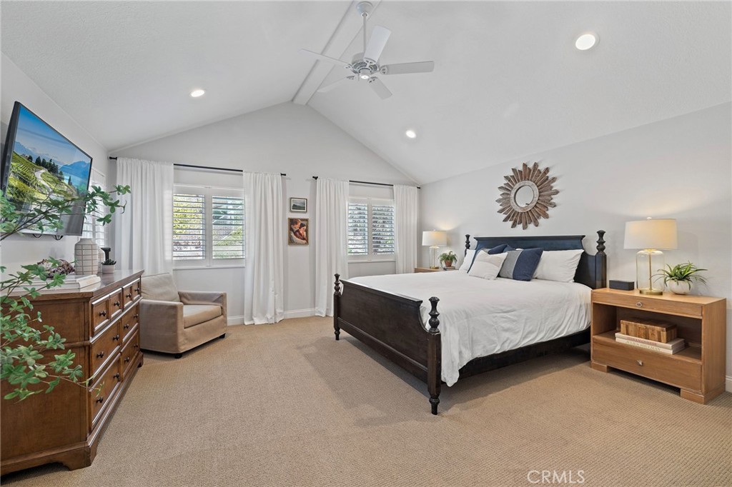 MLS #OC25228132 image #28