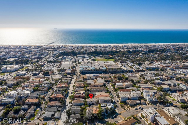 Immersed in the amazing community of Hermosa Beach