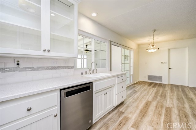 Detail Gallery Image 9 of 52 For 1919 Austin Ct, Claremont,  CA 91711 - 4 Beds | 2 Baths