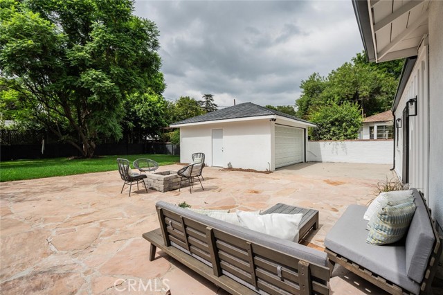 Detail Gallery Image 26 of 35 For 6615 Orion, Van Nuys,  CA 91406 - 3 Beds | 3 Baths