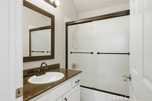 Detail Gallery Image 13 of 29 For 36013 Corte Pavia, Murrieta,  CA 92562 - 5 Beds | 3 Baths