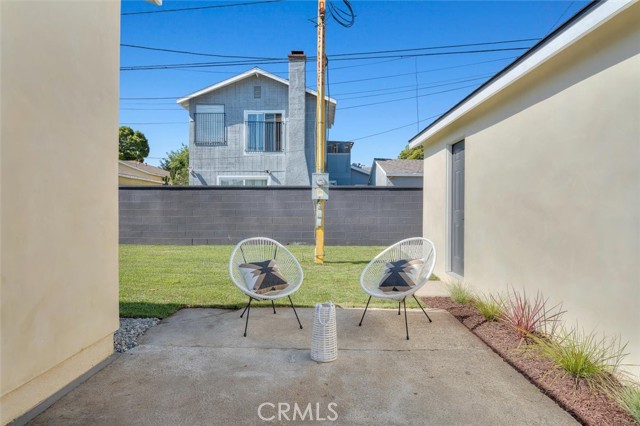 2411 Thomas Avenue, Redondo Beach CA: https://media.crmls.org/medias/f7e41501-d88e-4a28-b851-31582415929c.jpg