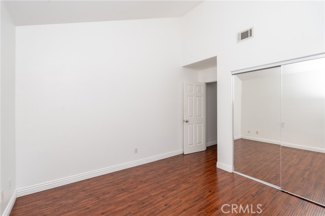 Detail Gallery Image 17 of 37 For 1888 Plaza Del Amo, Torrance,  CA 90501 - 4 Beds | 2/1 Baths