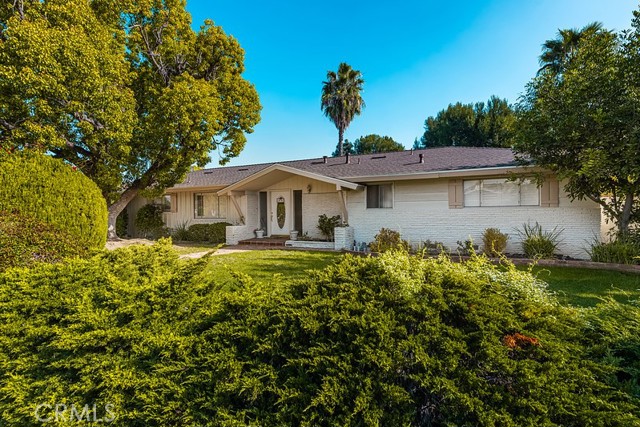 Detail Gallery Image 4 of 5 For 13382 Mount Hood Dr, North Tustin,  CA 92705 - 4 Beds | 3 Baths