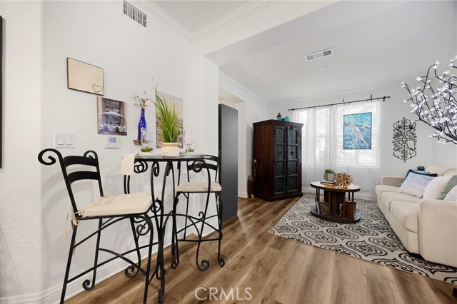 Detail Gallery Image 6 of 41 For 3148 Watermarke Pl, Irvine,  CA 92612 - 1 Beds | 1 Baths