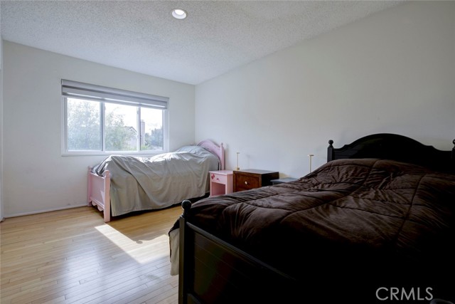 Detail Gallery Image 29 of 52 For 20442 Runnymede, Winnetka,  CA 91306 - 4 Beds | 3 Baths