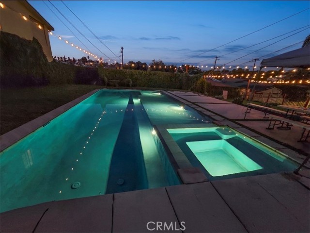 Front Image Thumbnail for CRDW25257590