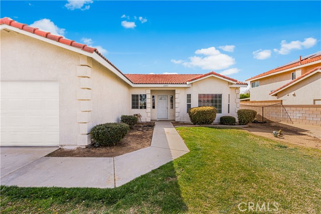 Detail Gallery Image 5 of 39 For 43453 Tali St, Lancaster,  CA 93535 - 3 Beds | 3 Baths