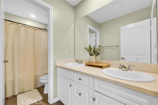 Detail Gallery Image 21 of 34 For 18123 Corktree Dr, San Bernardino,  CA 92407 - 4 Beds | 3 Baths