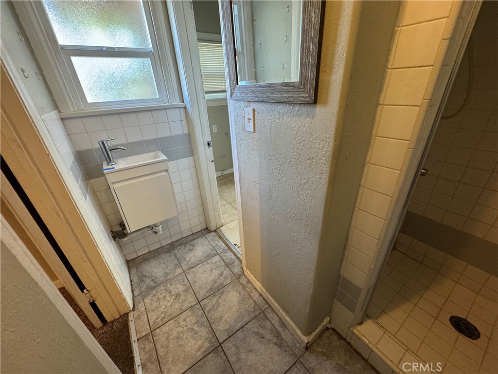 F7E80D95 E3D7 4Abf A7Ec 64B7831D5D06 2903 W 78Th Street, Inglewood, Ca 90305 &Lt;Span Style='BackgroundColor:transparent;Padding:0Px;'&Gt; &Lt;Small&Gt; &Lt;I&Gt; &Lt;/I&Gt; &Lt;/Small&Gt;&Lt;/Span&Gt;