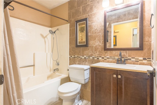 Detail Gallery Image 7 of 10 For 10335 W Briar Oaks Dr a,  Stanton,  CA 90680 - 2 Beds | 2 Baths