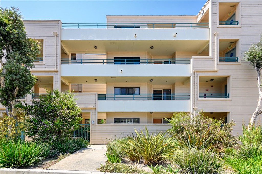 110 The Village #101
