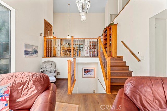 Image 16 of 52 For 27528 Ashwood Lane