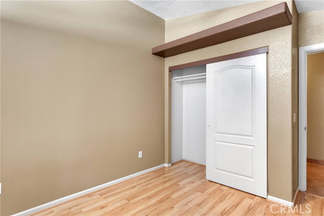 Detail Gallery Image 32 of 64 For 16158 Rimrock Rd, Apple Valley,  CA 92307 - 4 Beds | 2/1 Baths