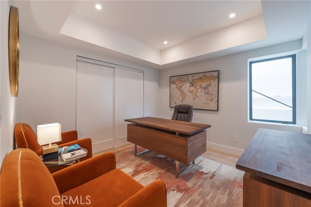 Detail Gallery Image 26 of 37 For 468 30th St, Manhattan Beach,  CA 90266 - 5 Beds | 5/1 Baths