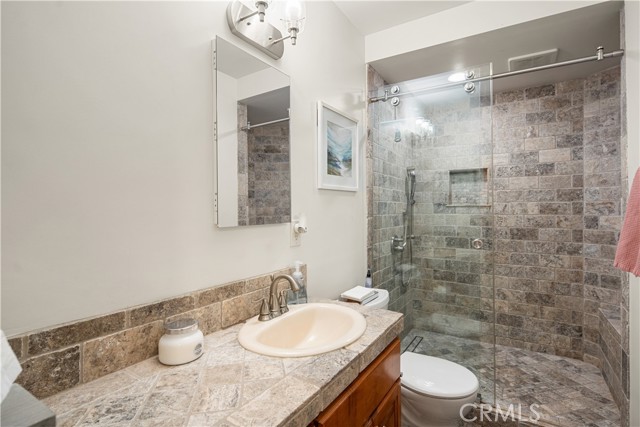 23921 Hamlin Street, West Hills CA: https://media.crmls.org/medias/f7eaf1f0-dd55-4538-9f6d-58a7425c2349.jpg