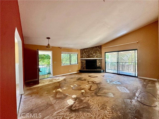 Detail Gallery Image 3 of 23 For 19223 Stonegate Rd, Hidden Valley Lake,  CA 95467 - 3 Beds | 2 Baths