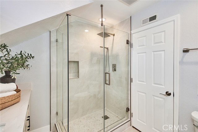 Detail Gallery Image 13 of 48 For 950 S Rim Crest Dr #12,  Anaheim Hills,  CA 92807 - 2 Beds | 2/1 Baths