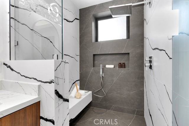14899 Round Valley, Sherman Oaks CA: https://media.crmls.org/medias/f7ec233e-4137-4009-9cb0-14e60be5ec3c.jpg