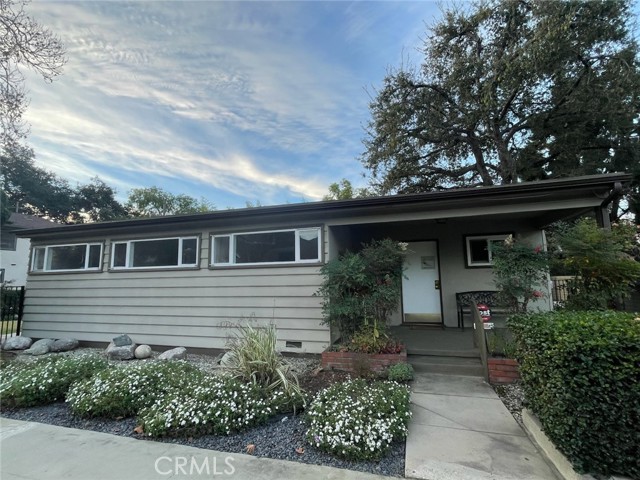 Front Image Thumbnail for CRND26042758