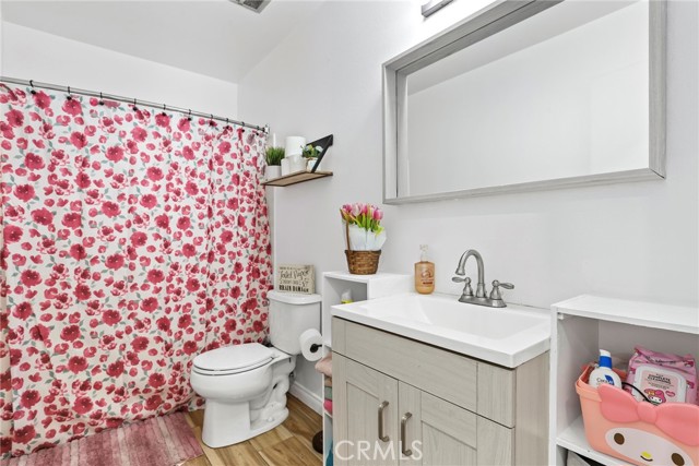 Detail Gallery Image 23 of 30 For 12518 Bernadette St, Pacoima,  CA 91331 - 4 Beds | 2 Baths