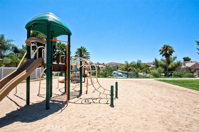 Detail Gallery Image 44 of 45 For 30698 Long Point, Canyon Lake,  CA 92587 - 3 Beds | 2 Baths