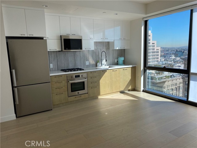 Detail Gallery Image 17 of 27 For 400 S Broadway #1813,  Los Angeles,  CA 90013 - 1 Beds | 1 Baths