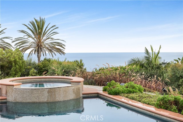 Detail Gallery Image 1 of 75 For 14 Cliffhouse Blff, Newport Coast,  CA 92657 - 4 Beds | 4/1 Baths