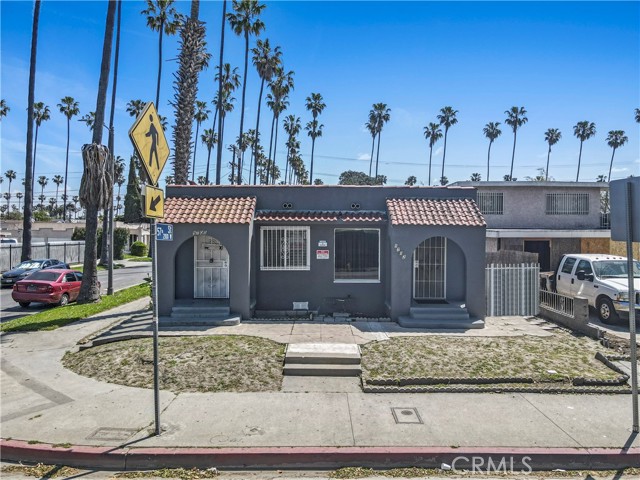 Detail Gallery Image 1 of 1 For 5700 S Van Ness Ave, Los Angeles,  CA 90062 - – Beds | – Baths