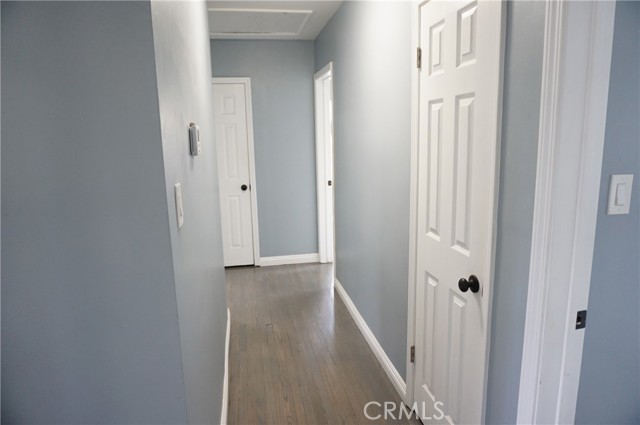 10109 Noble Avenue, Mission Hills (San Fernando) CA: https://media.crmls.org/medias/f7f0eeb5-beb1-4f89-8990-810e85e8016f.jpg