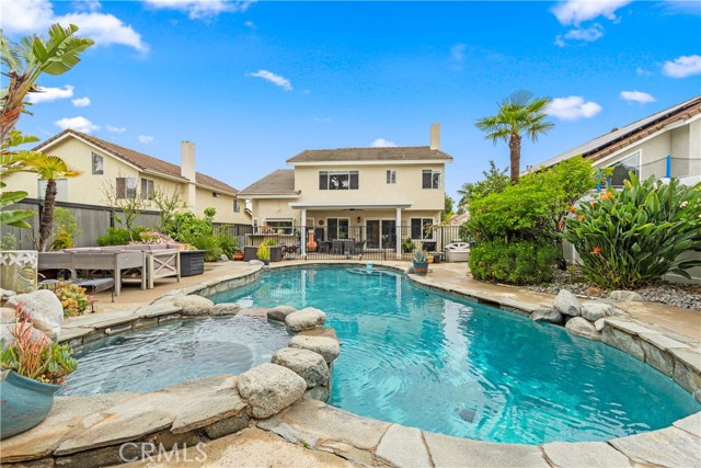 Detail Gallery Image 1 of 53 For 31885 Old Oak Rd, Rancho Santa Margarita,  CA 92679 - 5 Beds | 3 Baths