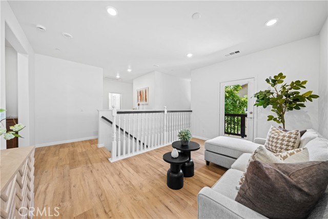 Image 21 of 50 For 7027 Avignon Drive